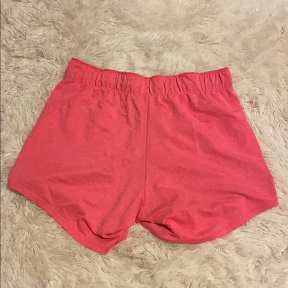Nike shorts size small - Picture 2 of 4